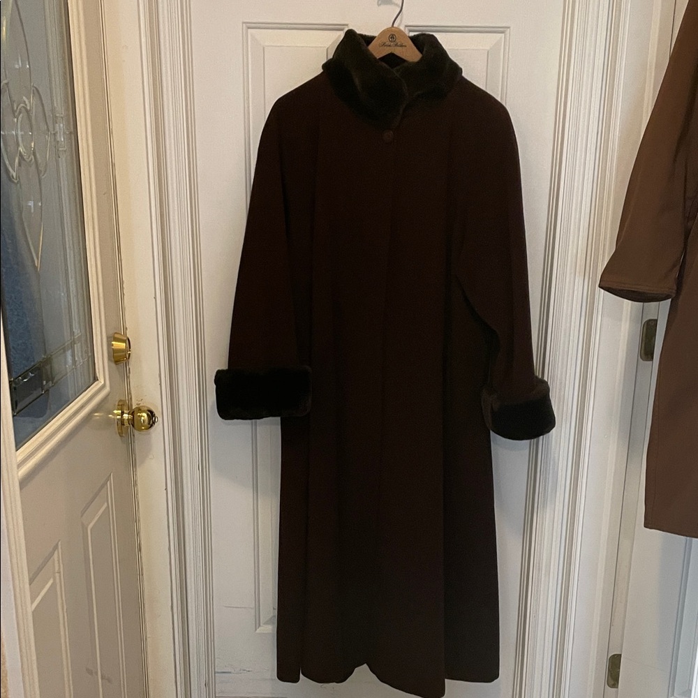 Elegant dark brown Long Coat with Fur Trim